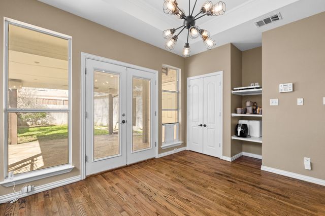 6405 E Grand Avenue, Dallas, TX 75223