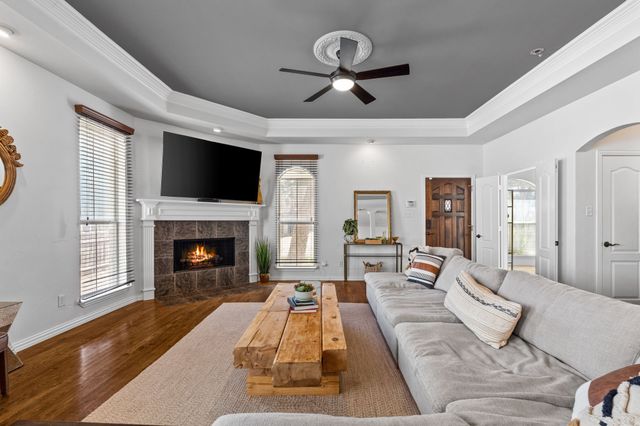 6405 E Grand Avenue, Dallas, TX 75223