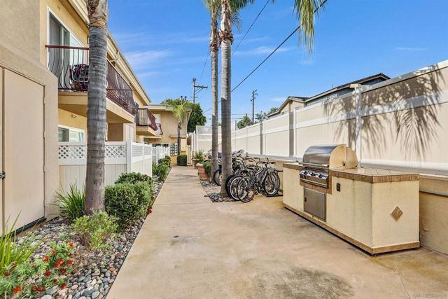 3993 Jewell St B19, San Diego, CA 92109