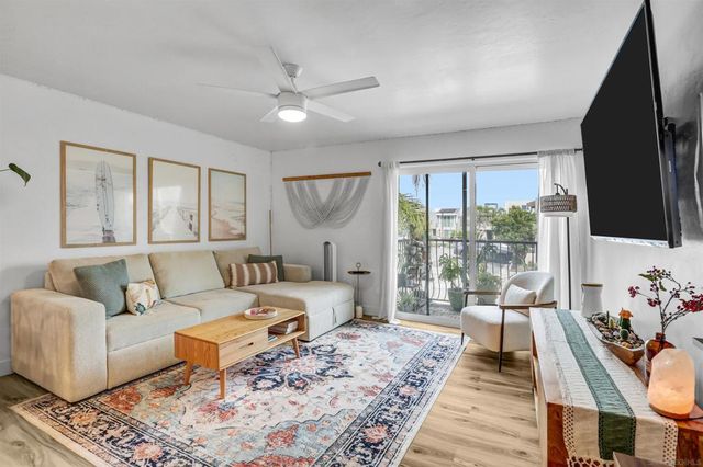 3993 Jewell St B19, San Diego, CA 92109