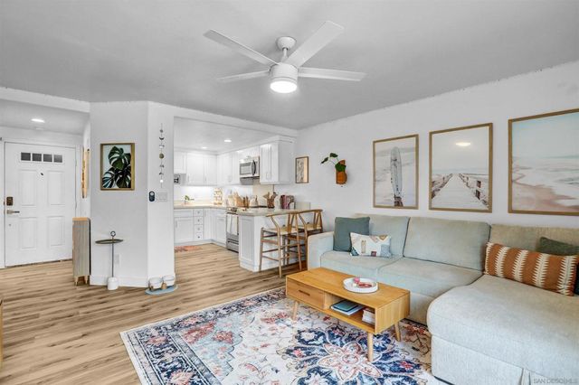 3993 Jewell St B19, San Diego, CA 92109