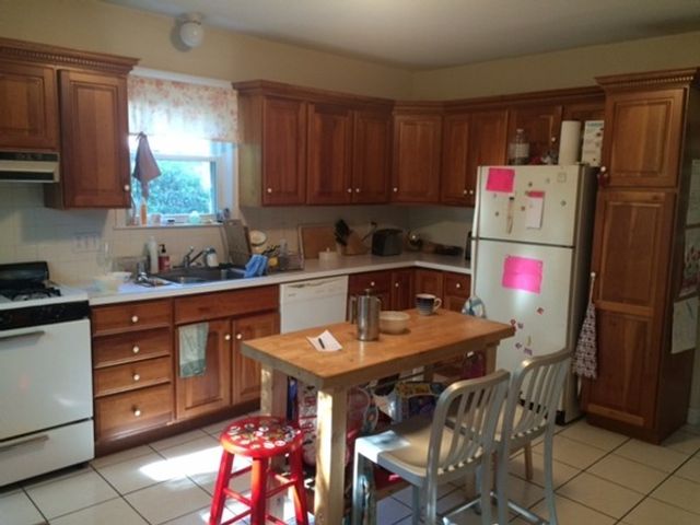 35 Everett Ave 1, Watertown, MA 02472