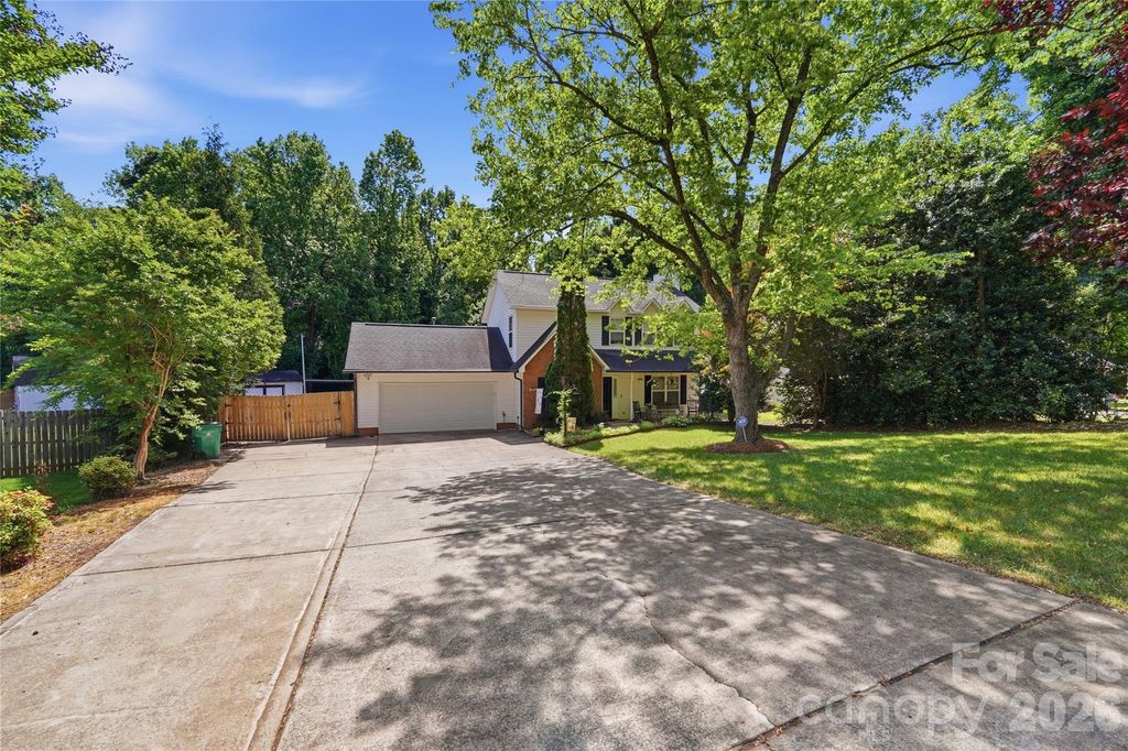 5226 Rockwood Road, Charlotte, NC 28216
