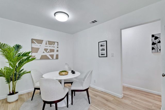 961 Lambaren Avenue, Livermore, CA 94551