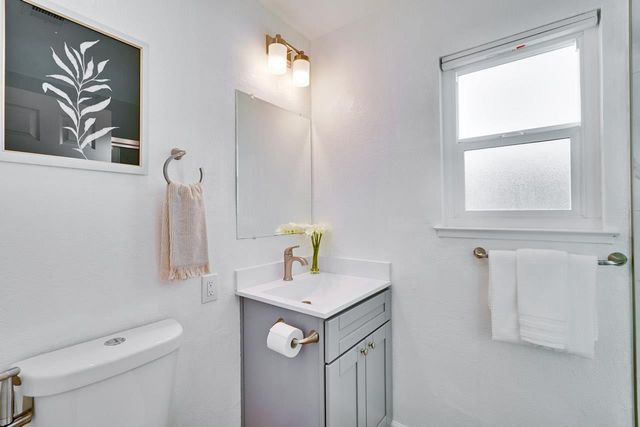 961 Lambaren Avenue, Livermore, CA 94551