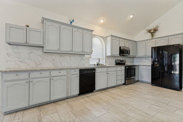 3921 Old Richwood Lane, Fort Worth, TX 76244