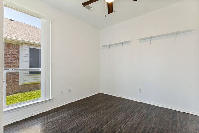 3921 Old Richwood Lane, Fort Worth, TX 76244