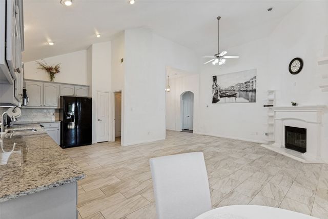 3921 Old Richwood Lane, Fort Worth, TX 76244