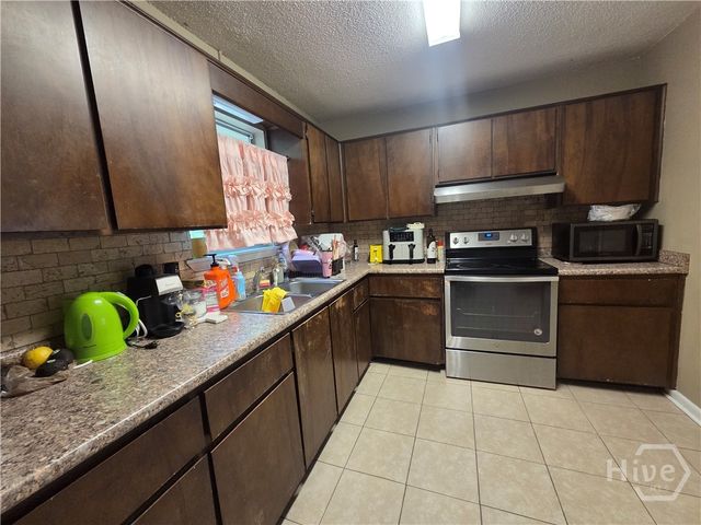 219 Surrey Road, Hinesville, GA 31313