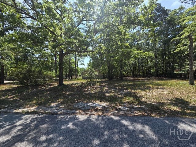 219 Surrey Road, Hinesville, GA 31313