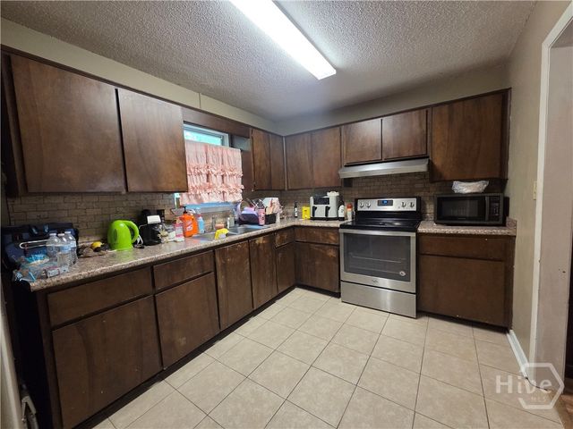 219 Surrey Road, Hinesville, GA 31313