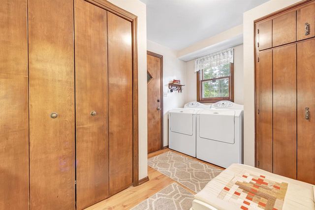 3826 HIDDEN VALLEY LANE, Green Bay, WI 54311