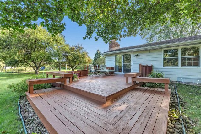 3826 HIDDEN VALLEY LANE, Green Bay, WI 54311