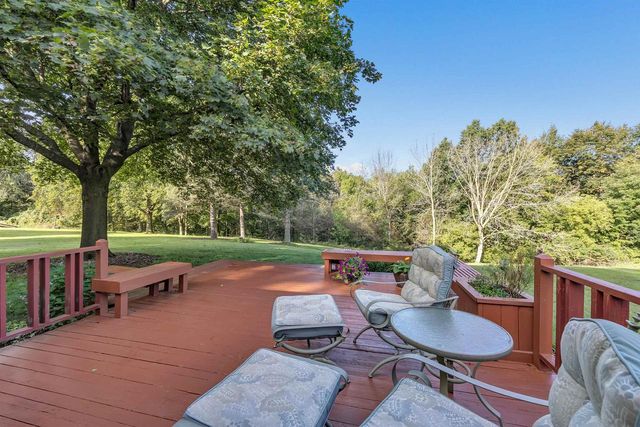 3826 HIDDEN VALLEY LANE, Green Bay, WI 54311