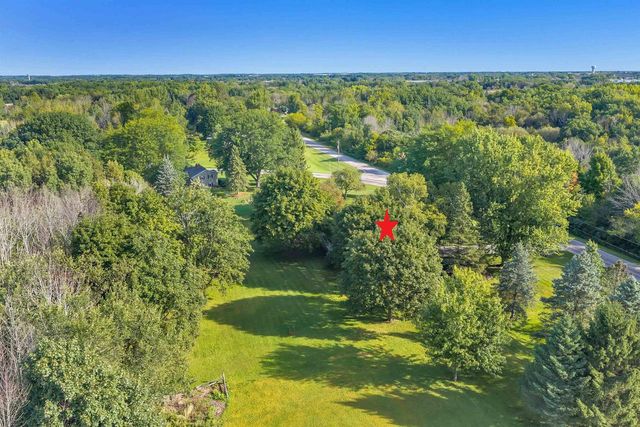 3826 HIDDEN VALLEY LANE, Green Bay, WI 54311