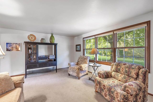 3826 HIDDEN VALLEY LANE, Green Bay, WI 54311
