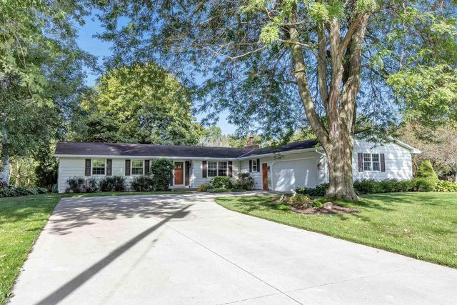 3826 HIDDEN VALLEY LANE, Green Bay, WI 54311