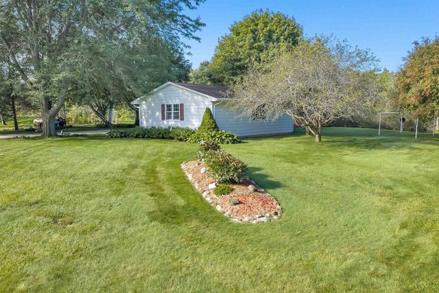 3826 HIDDEN VALLEY LANE, Green Bay, WI 54311
