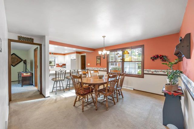 3826 HIDDEN VALLEY LANE, Green Bay, WI 54311