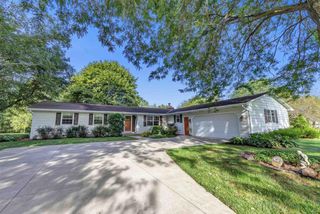 3826 HIDDEN VALLEY LANE, Green Bay, WI 54311