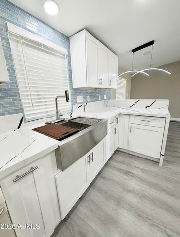 15832 N 66th Avenue, Glendale, AZ 85306