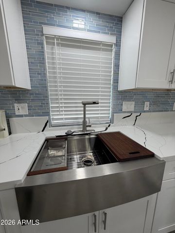 15832 N 66th Avenue, Glendale, AZ 85306