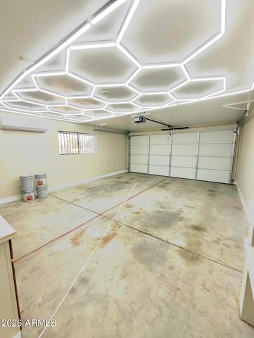 15832 N 66th Avenue, Glendale, AZ 85306