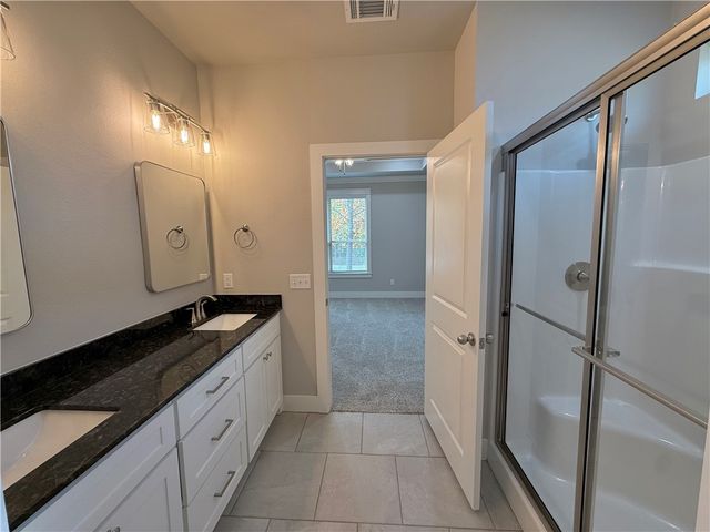 10 Lathrop Lane, Bella Vista, AR 72715