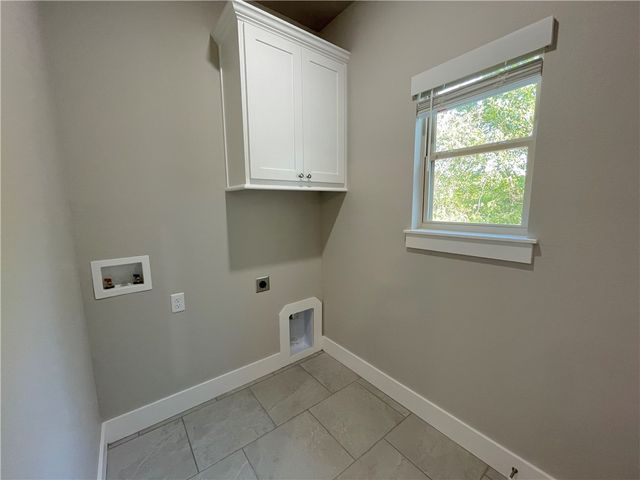 10 Lathrop Lane, Bella Vista, AR 72715