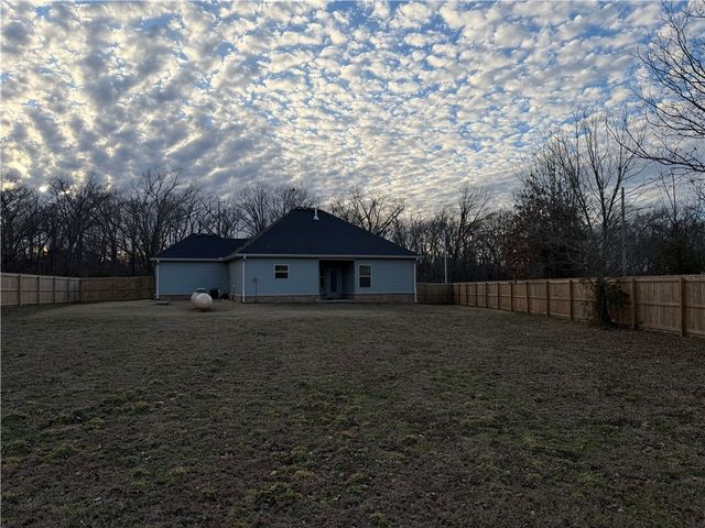 10 Lathrop Lane, Bella Vista, AR 72715