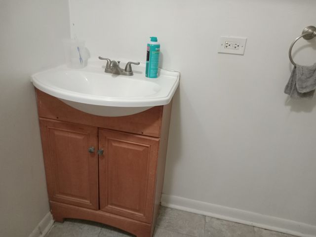 968 Judge Avenue, Waukegan, IL 60085