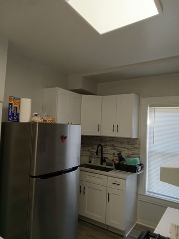 968 Judge Avenue, Waukegan, IL 60085