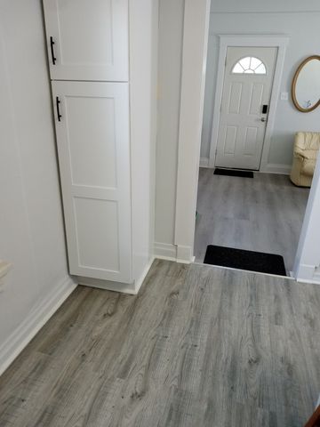 968 Judge Avenue, Waukegan, IL 60085