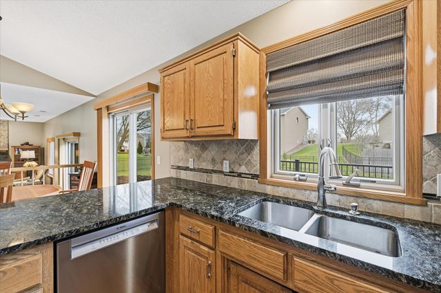 17800 82nd Avenue N, Maple Grove, MN 55311