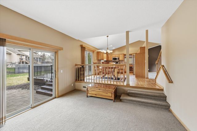 17800 82nd Avenue N, Maple Grove, MN 55311