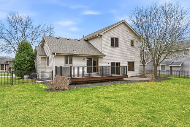 17800 82nd Avenue N, Maple Grove, MN 55311