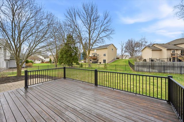 17800 82nd Avenue N, Maple Grove, MN 55311