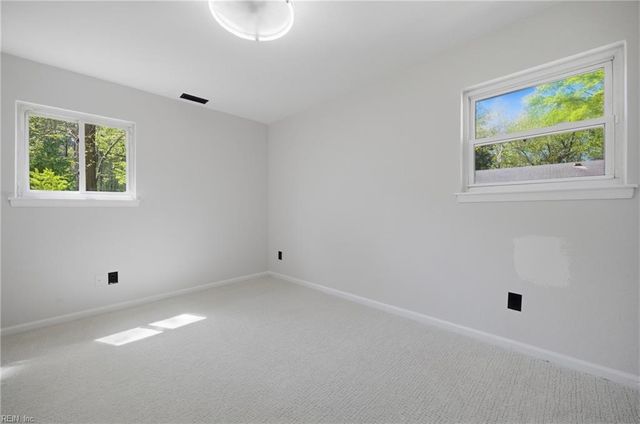 1857 S Streamline DR, Virginia Beach, VA 23454