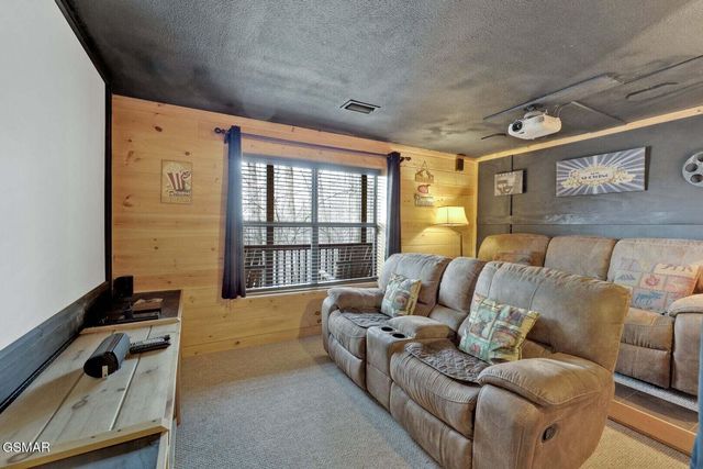 2980 Kulpan Way, Sevierville, TN 37862