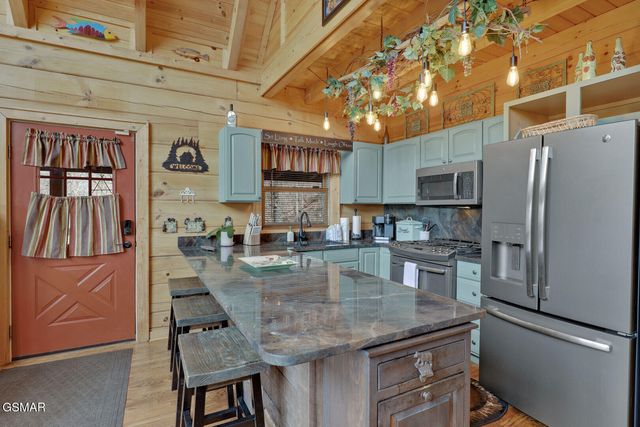 2980 Kulpan Way, Sevierville, TN 37862