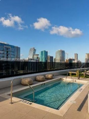 225 N Miami Ave 2108, Miami, FL 33128