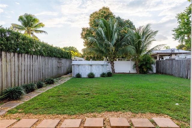 2030 SW 60th Ave, Miami, FL 33155