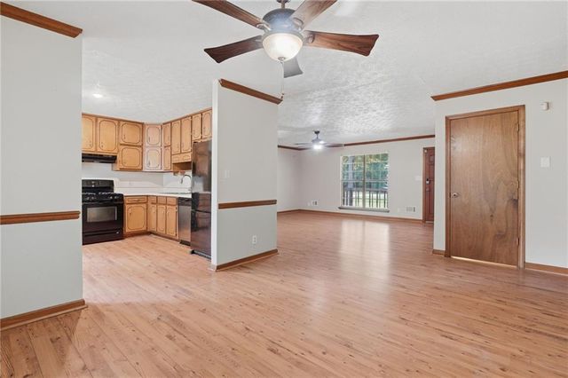 400 Mckenzie Avenue, Stockbridge, GA 30281