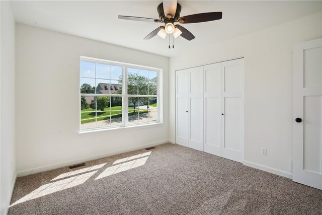 2026 Sugar Creek Drive NW, Cedar Rapids, IA 52405