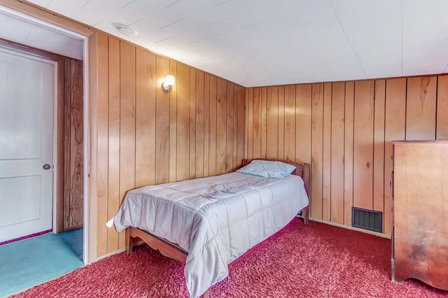 84 Allen Street, Rutland City, VT 05701