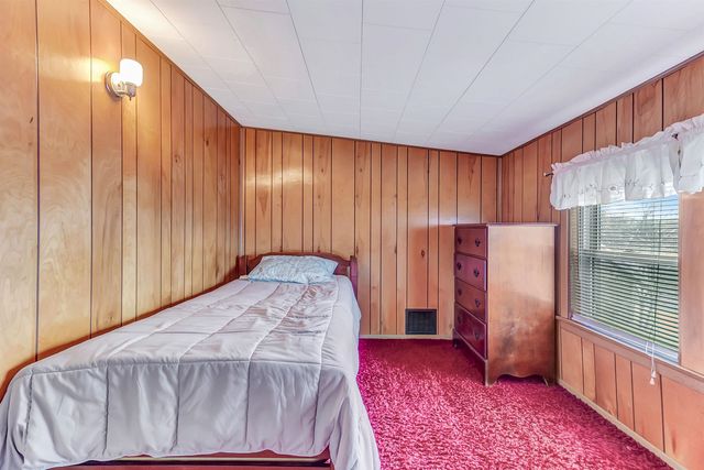 84 Allen Street, Rutland City, VT 05701