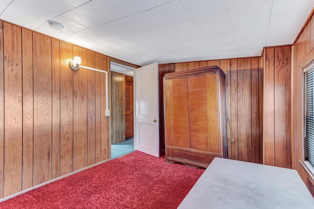 84 Allen Street, Rutland City, VT 05701