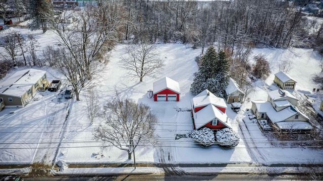 84 Allen Street, Rutland City, VT 05701