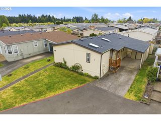 1000 S MCKERN Ct 102, Newberg, OR 97132