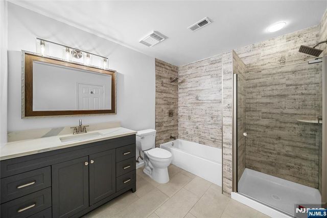 764 Charles Court, Fort Lee, NJ 07024